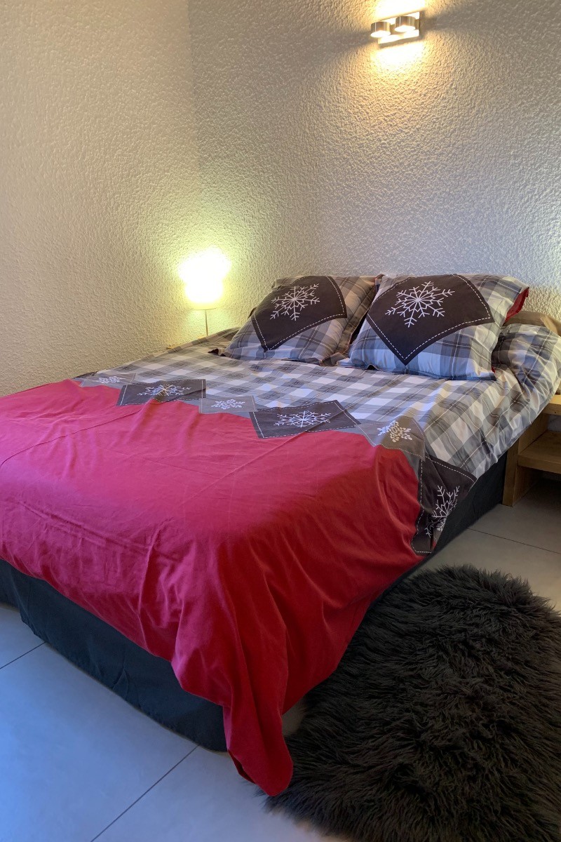 Chambre parentale - Gîte "Le Cosy dream des Xettes" Gérardmer au rez-de-chaussée