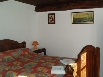 chambre SAVERIA avec lit 140 cm