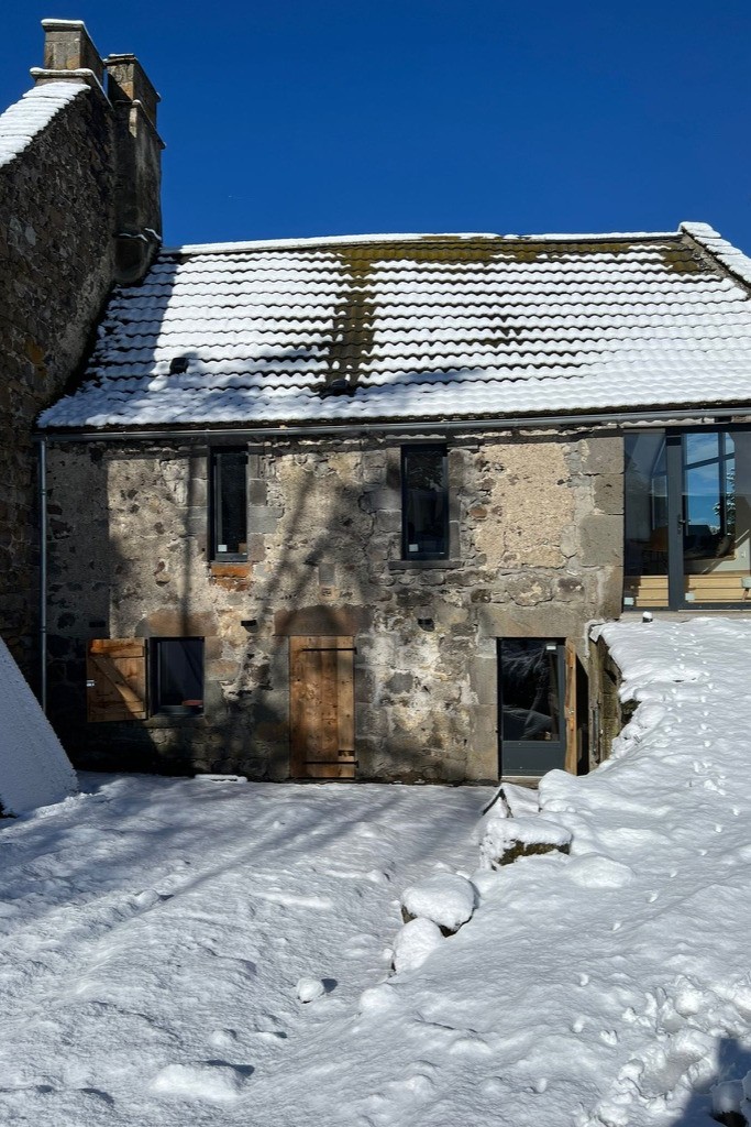 Maison eneigée
