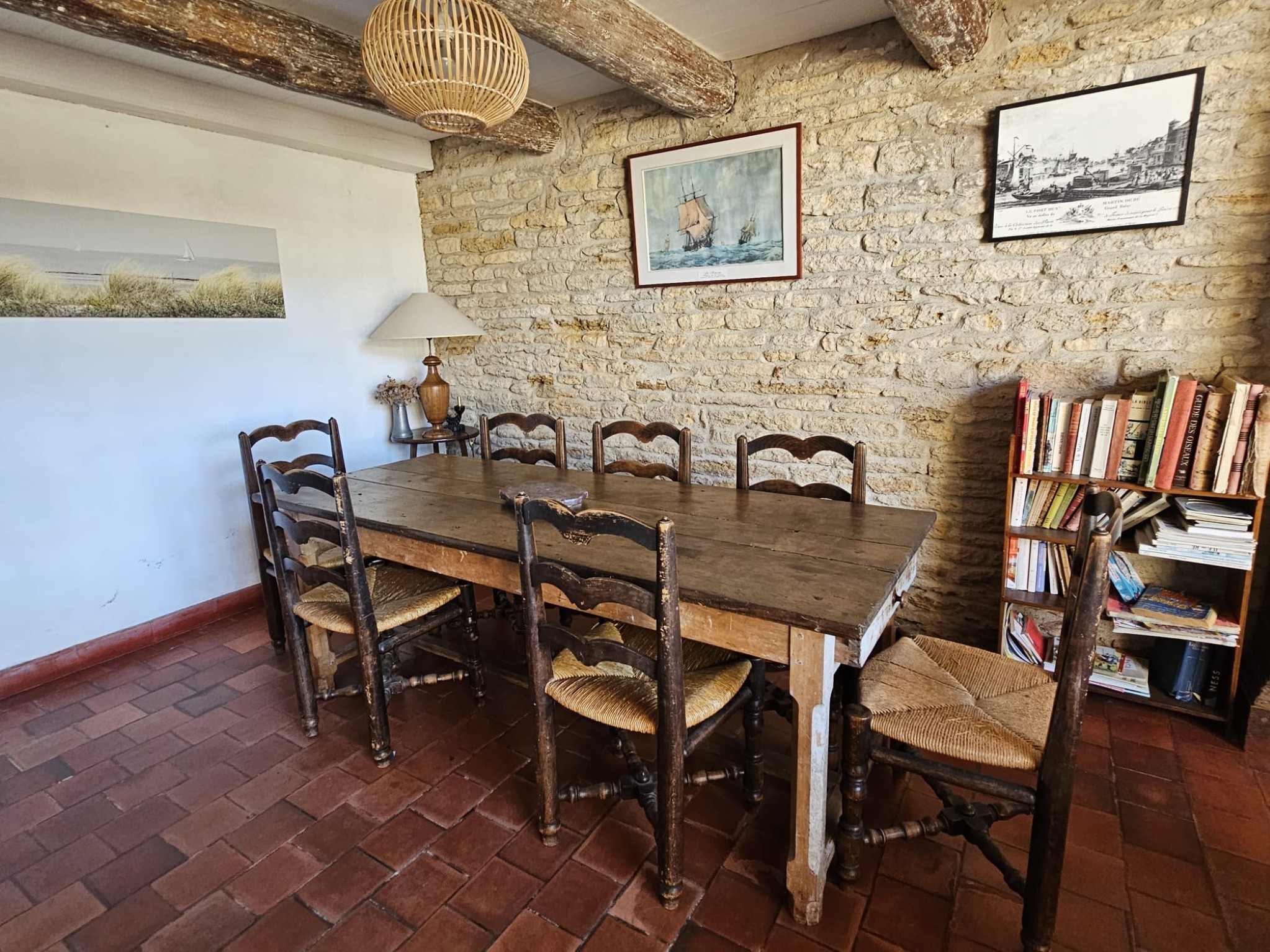 Dining room for 6