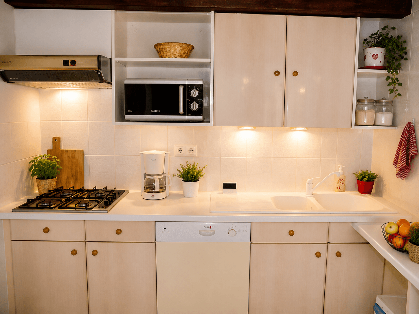 Fully equipped kitchen