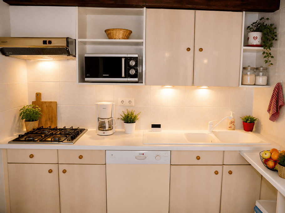 Fully equipped kitchen