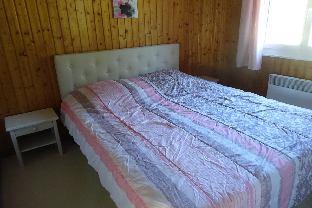 chambre rez de chaussée (lit 160x200)