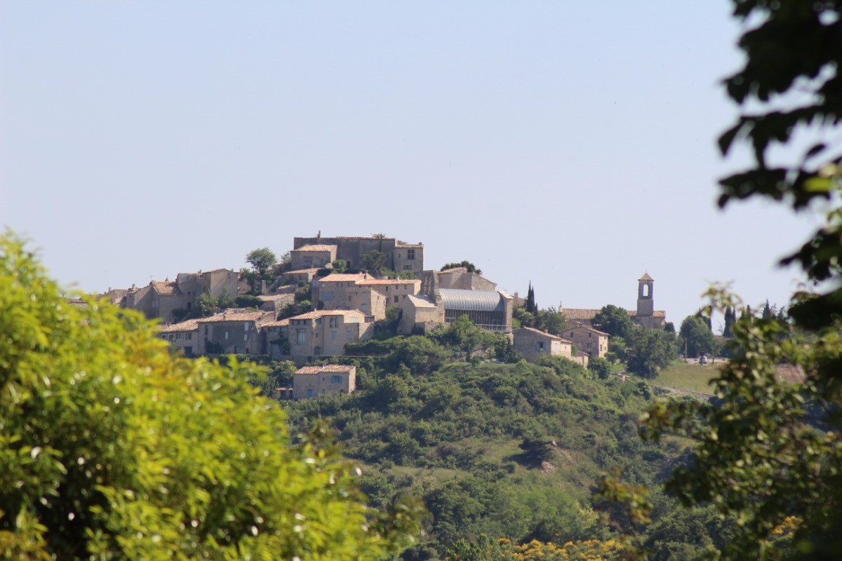 Village de Vachères vue de la Ferme