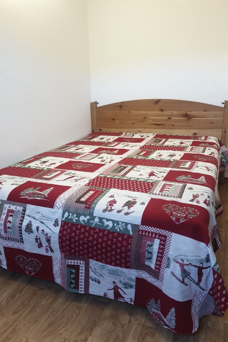 chambre 2, lit 140x190 + lit 80x190