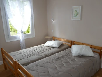 Chambre 2 personnes Village de Gîtes Les Collines d'Eyvigues 24580 Salignac Eyvigues Clévacances