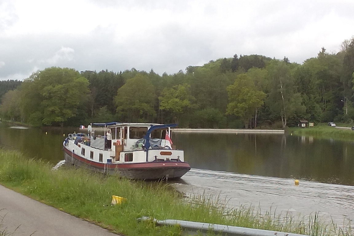 Canal des Vosges - Gîte la Frégate