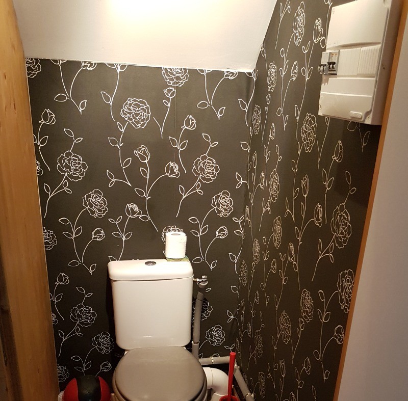 Les toilettes à l'étage