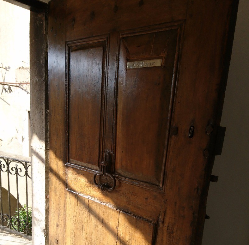 Porte d'entrée rustique