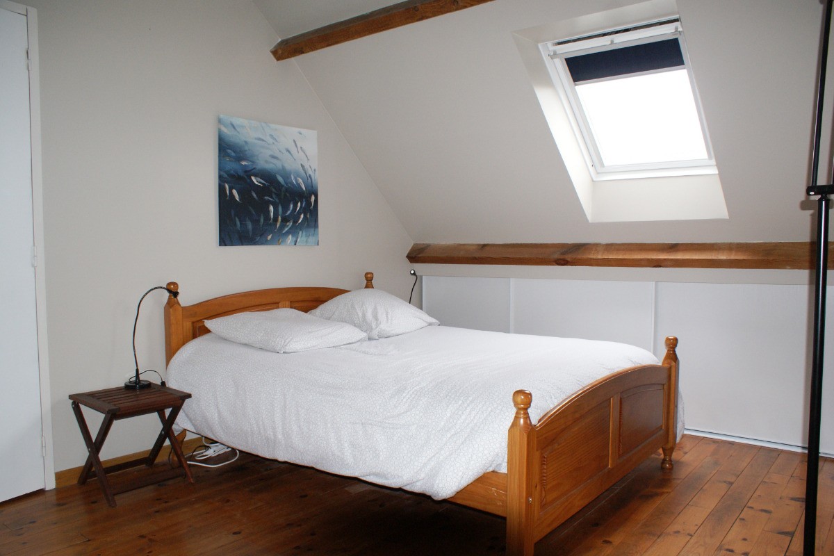 Chambre 2 à l'étage