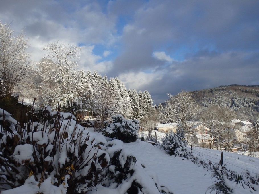 Vue du chalet sur le hameau