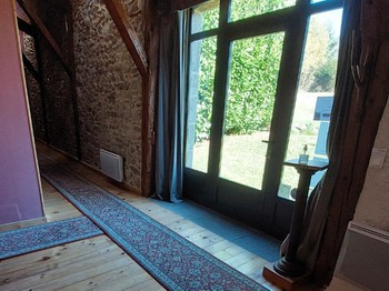 couloir et entrée coté parking