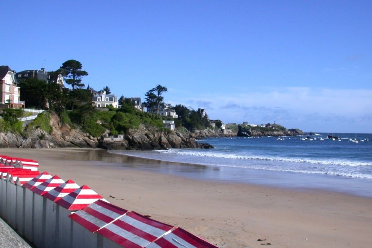 Saint-Lunaire Beach