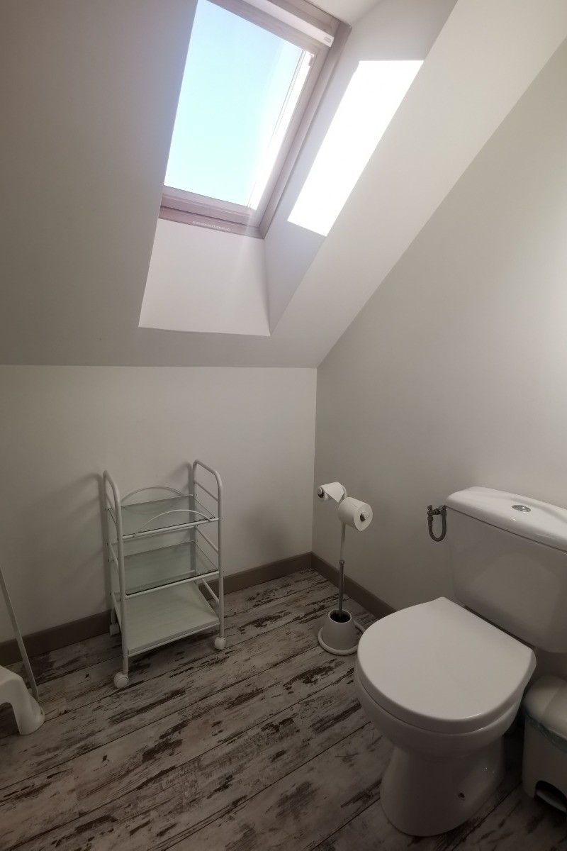 Le cabinet de toilette du 1er étage