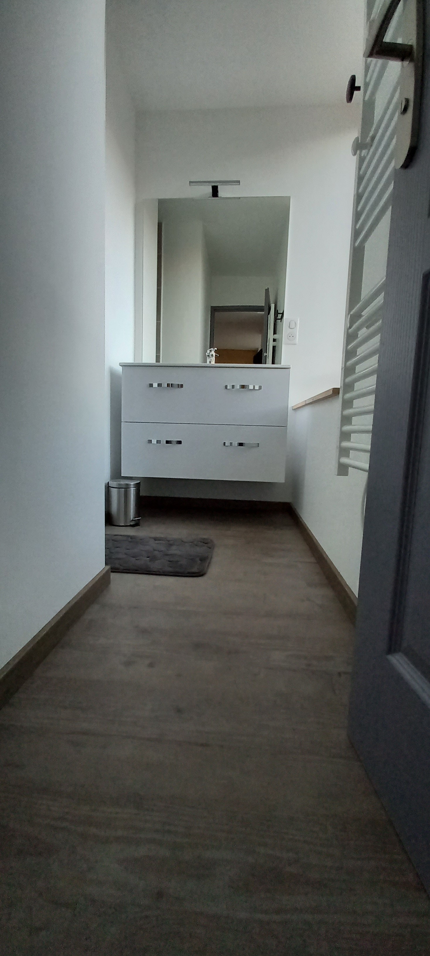 Salle d'eau dans chambre 1 - Chez Bubu : La Montagne