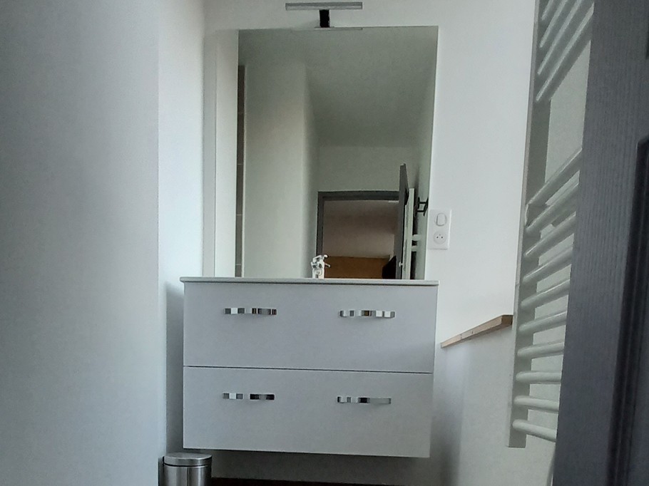 Salle d'eau dans chambre 1 - Chez Bubu : La Montagne