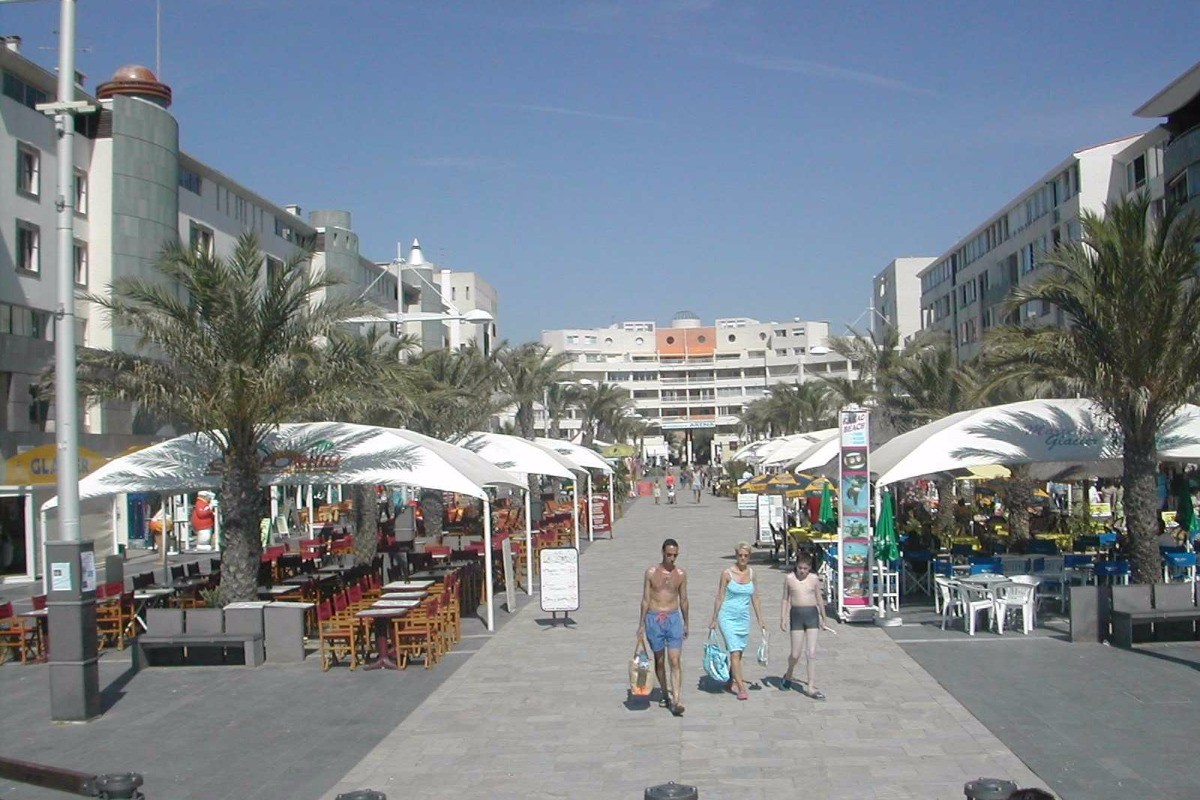 Mai de Rochelongue: commerces, restaurants, animations