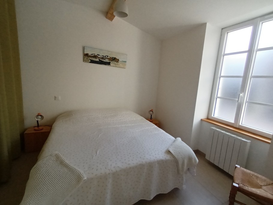 Courtyard bedroom