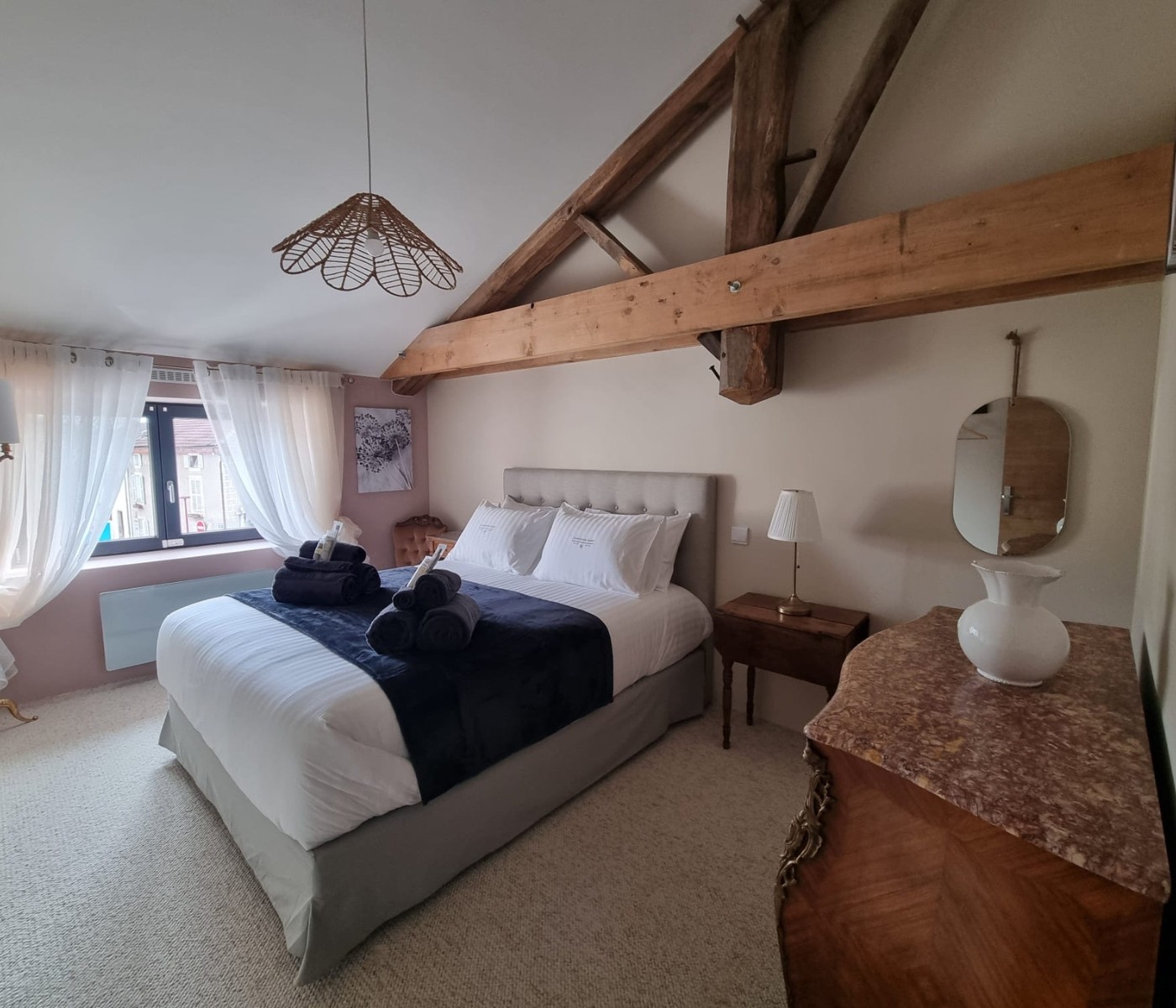 Chambre 2 - La maison de Jeanne, Begnécourt, Vosges