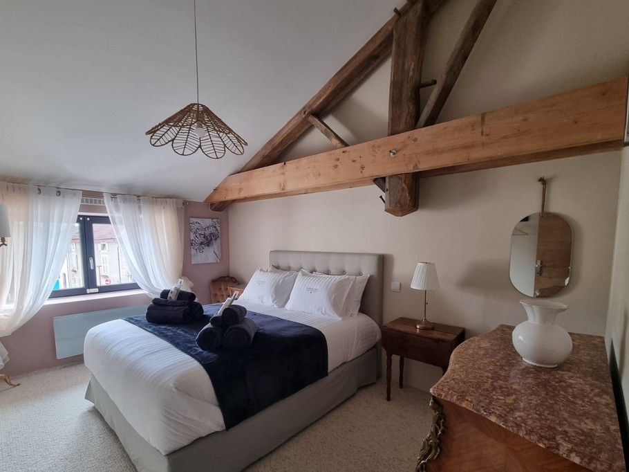 Chambre 2 - La maison de Jeanne, Begnécourt, Vosges