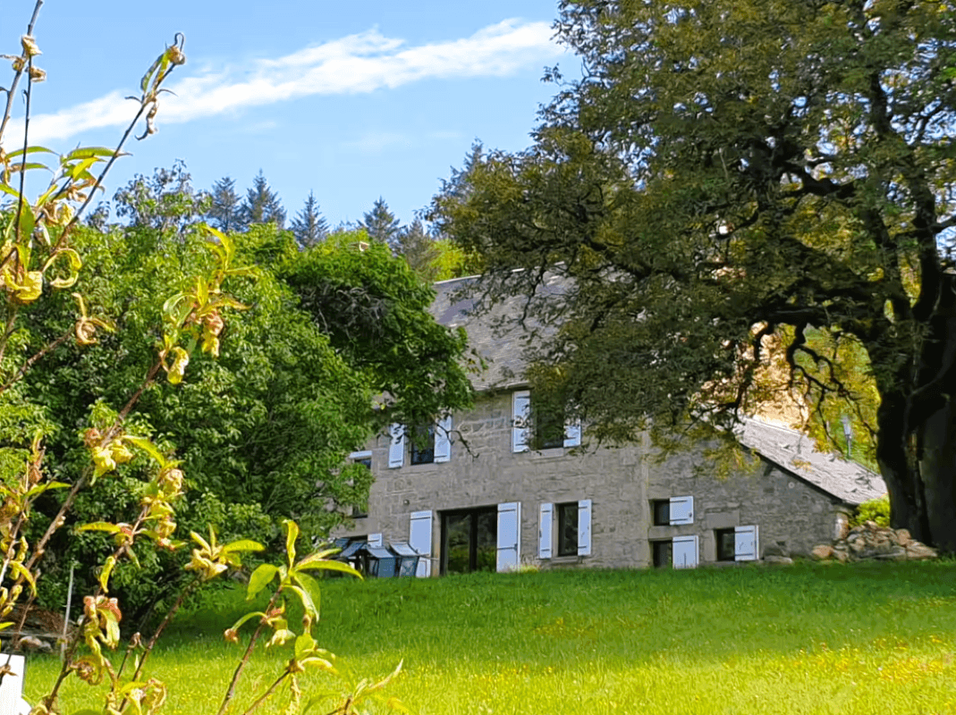 Gîte LE BEAUMONT DU LAC Longère 150m² Clévacances Beaumont du Lac 87120