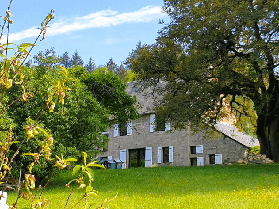 Gîte LE BEAUMONT DU LAC Longère 150m² Clévacances Beaumont du Lac 87120