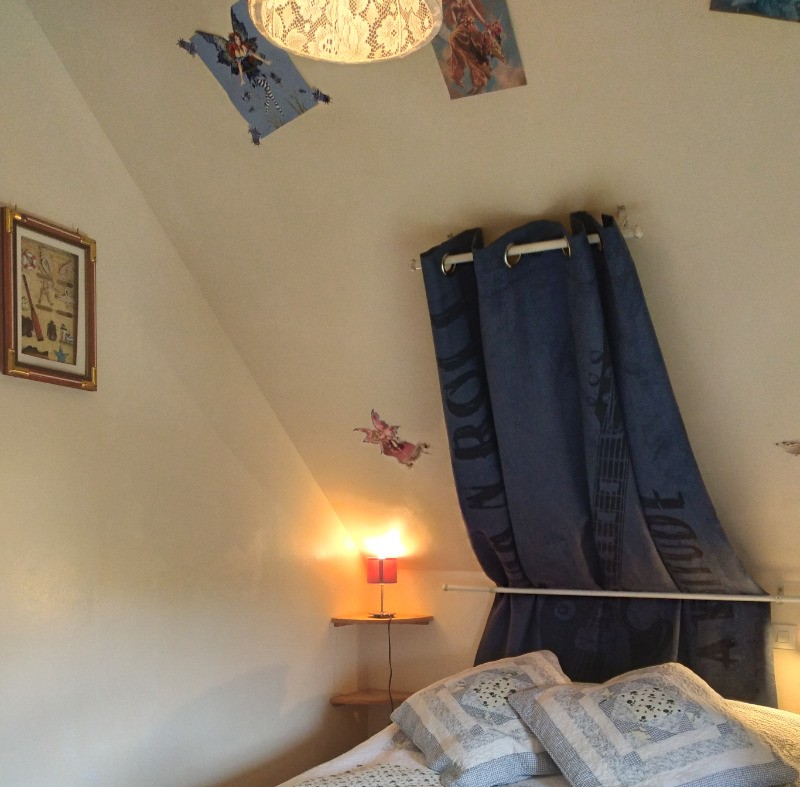 Chambre à l'étage pour 2 personnes (lit 140 cm) avec linges