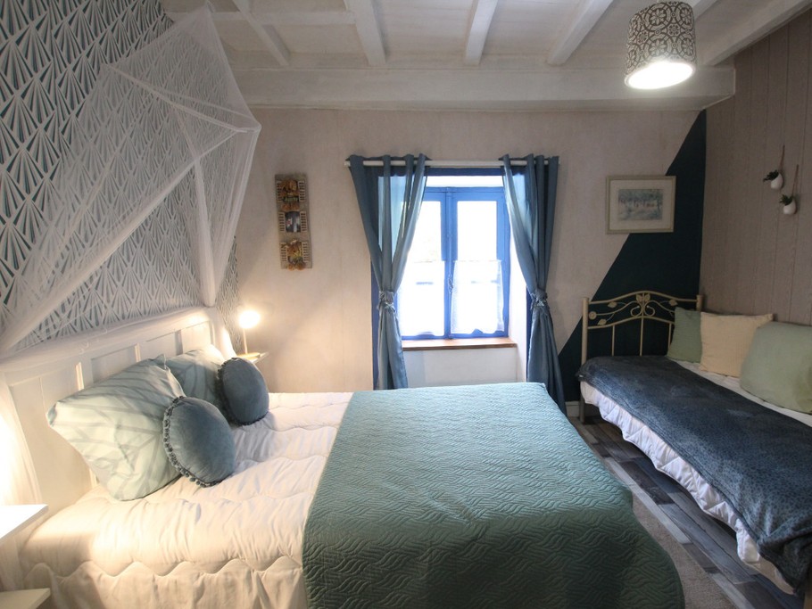 chambre 3 places à l'étage