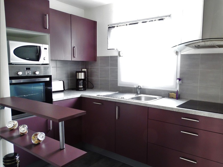 Cuisine attenante à l'entrée