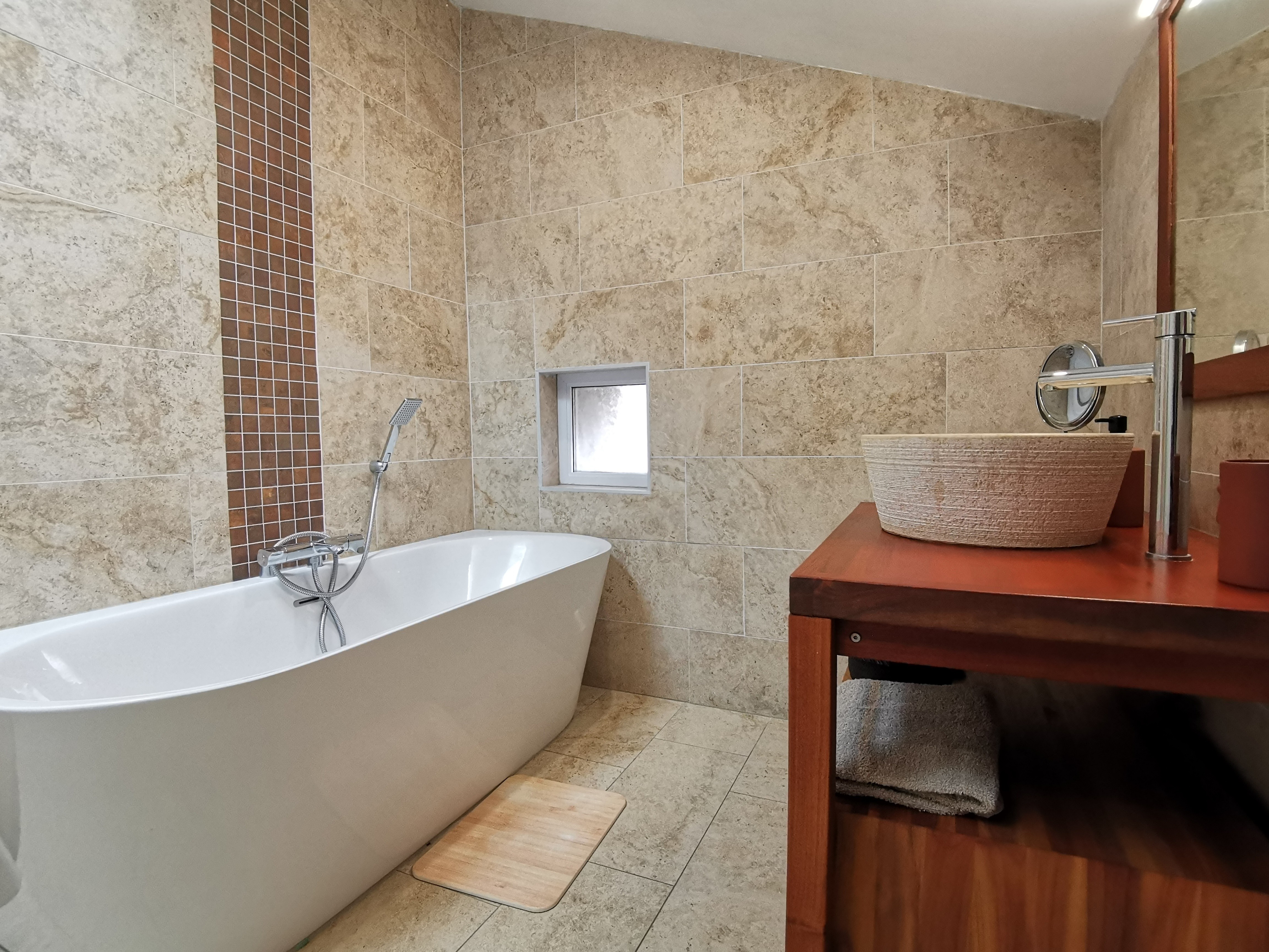 Ground floor: Shower room with bath and shower