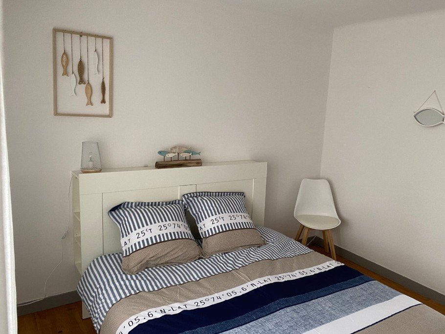 Location Clévacances, MAISON 6 PERSONNES - PERROS-GUIREC - 1 km PLAGE - COTES D'ARMOR - BRETAGNE -CHAMBRE RDC LIT 160X200