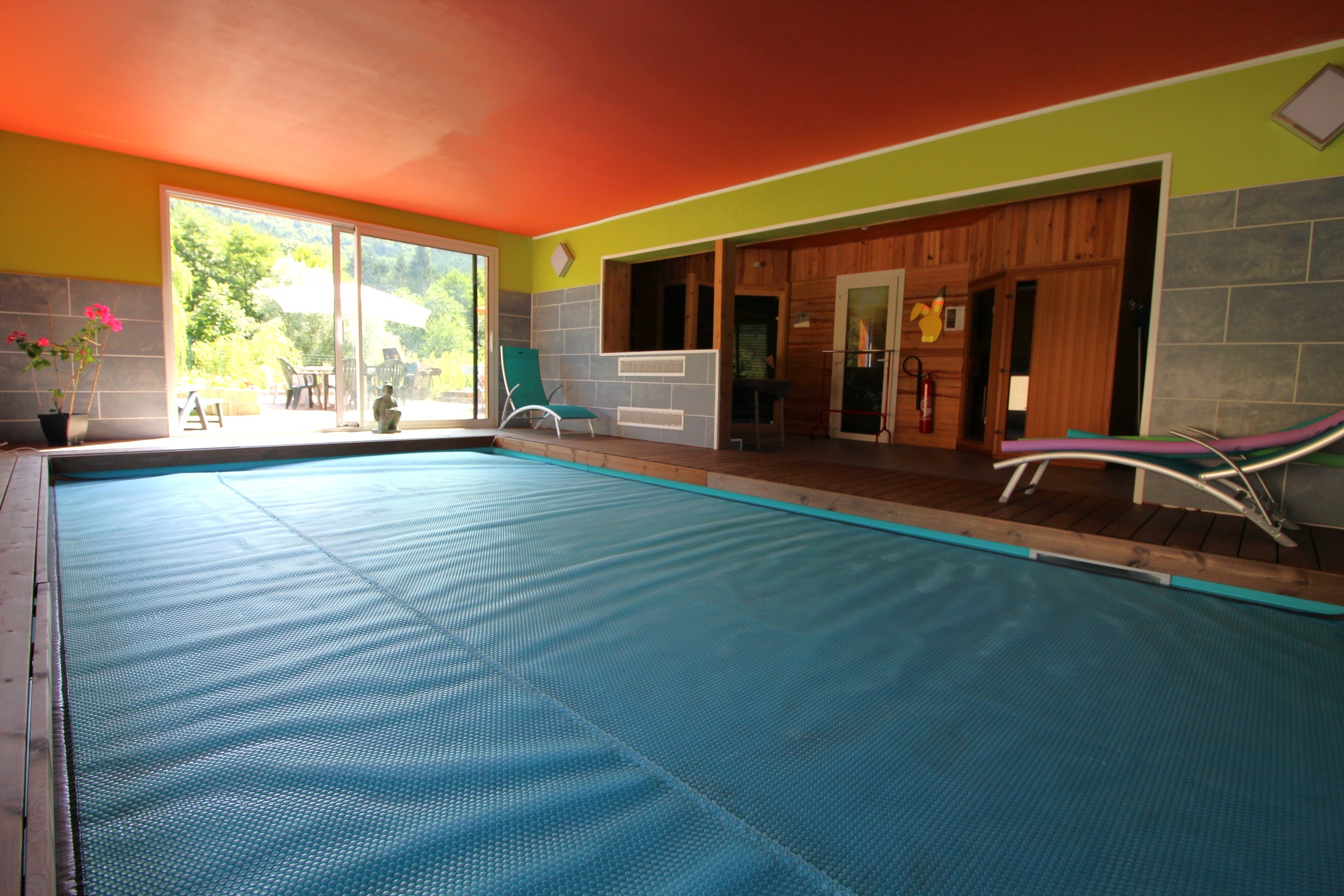 Espace bien être en option - Ecogîte Saint-Prayel à Moyenmoutier – Gîte de groupe avec piscine, sauna, jeux
