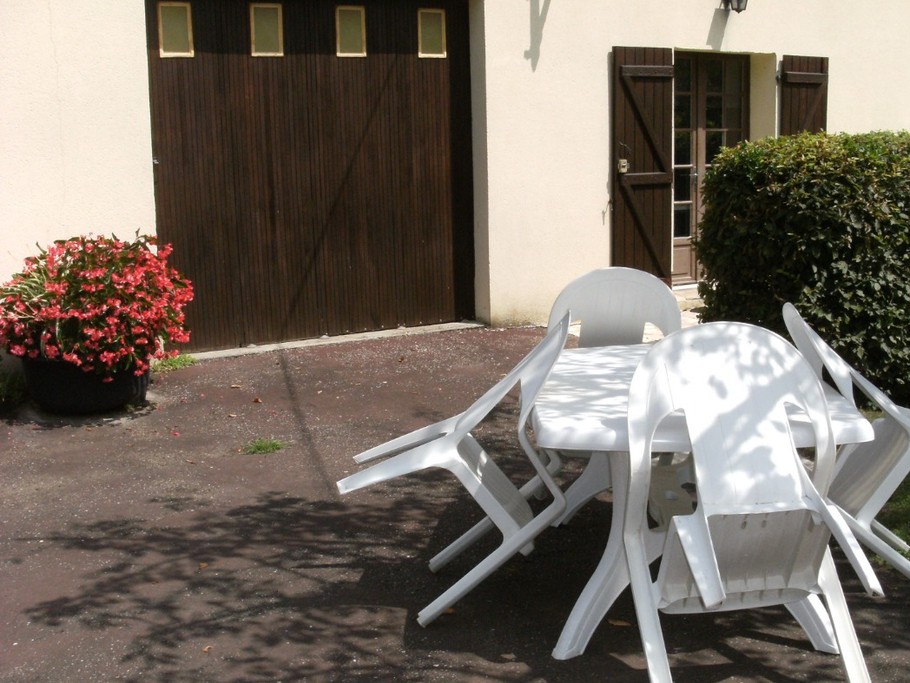 Salon de jardin Gîte la maison de Sarlat 24200 Sarlat la Canéda Clévacances