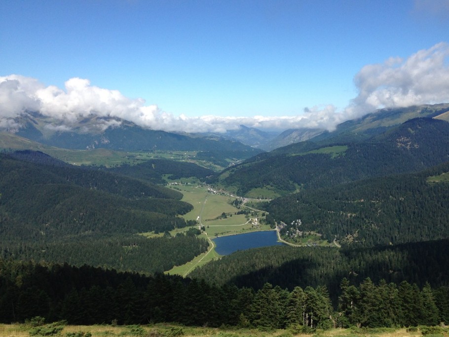 Vue sur le lac de Payolle