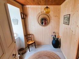 Vestibule chaleureux.