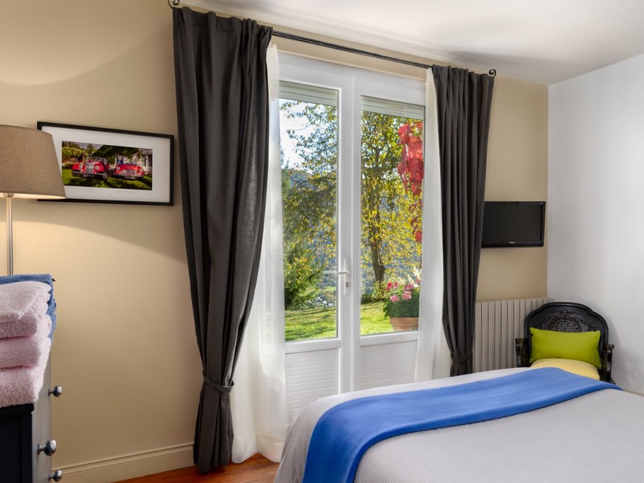 Chambre Archive / TV