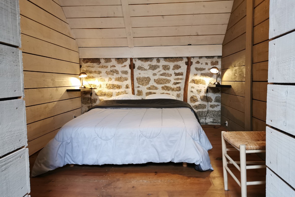 First floor: Bedroom 2 with double bed (140cm)