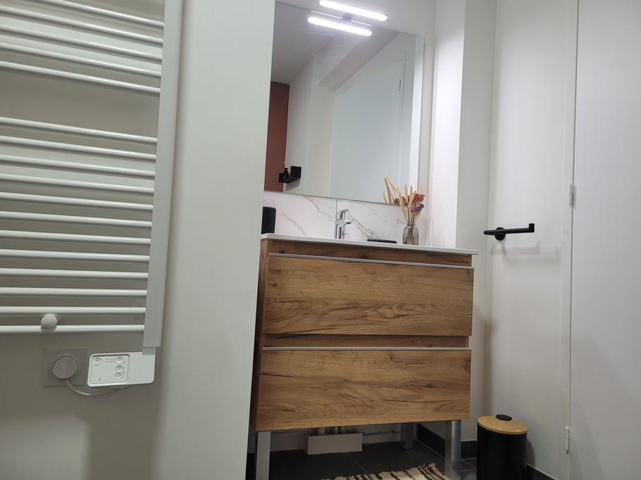 Lebreton Paimpol location, salle d'eau avec douche WC