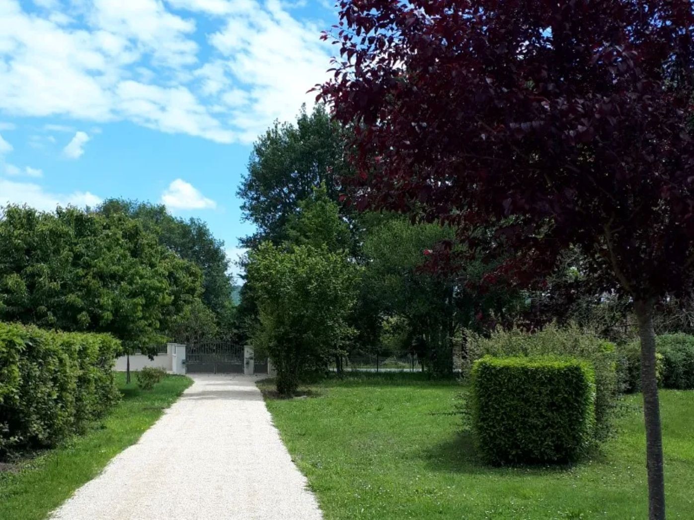 Accès clôturé