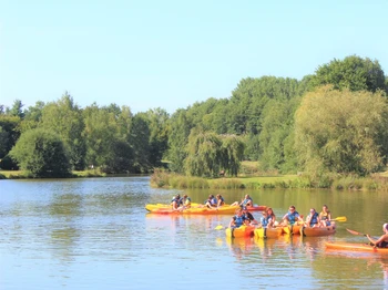 Découvrez les activités nautiques gratuitement– Canoé/ Kayak– Catamaran– Paddle/ Paddle géant– OptimistOffert pour la  location d’un gîte, chalet ou mobil-home  du  6 Juillet au 23 Août 2024