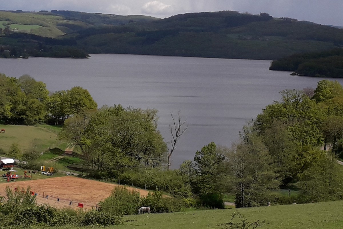 Gîte Morvan - Lac de Pannecière à Bonin