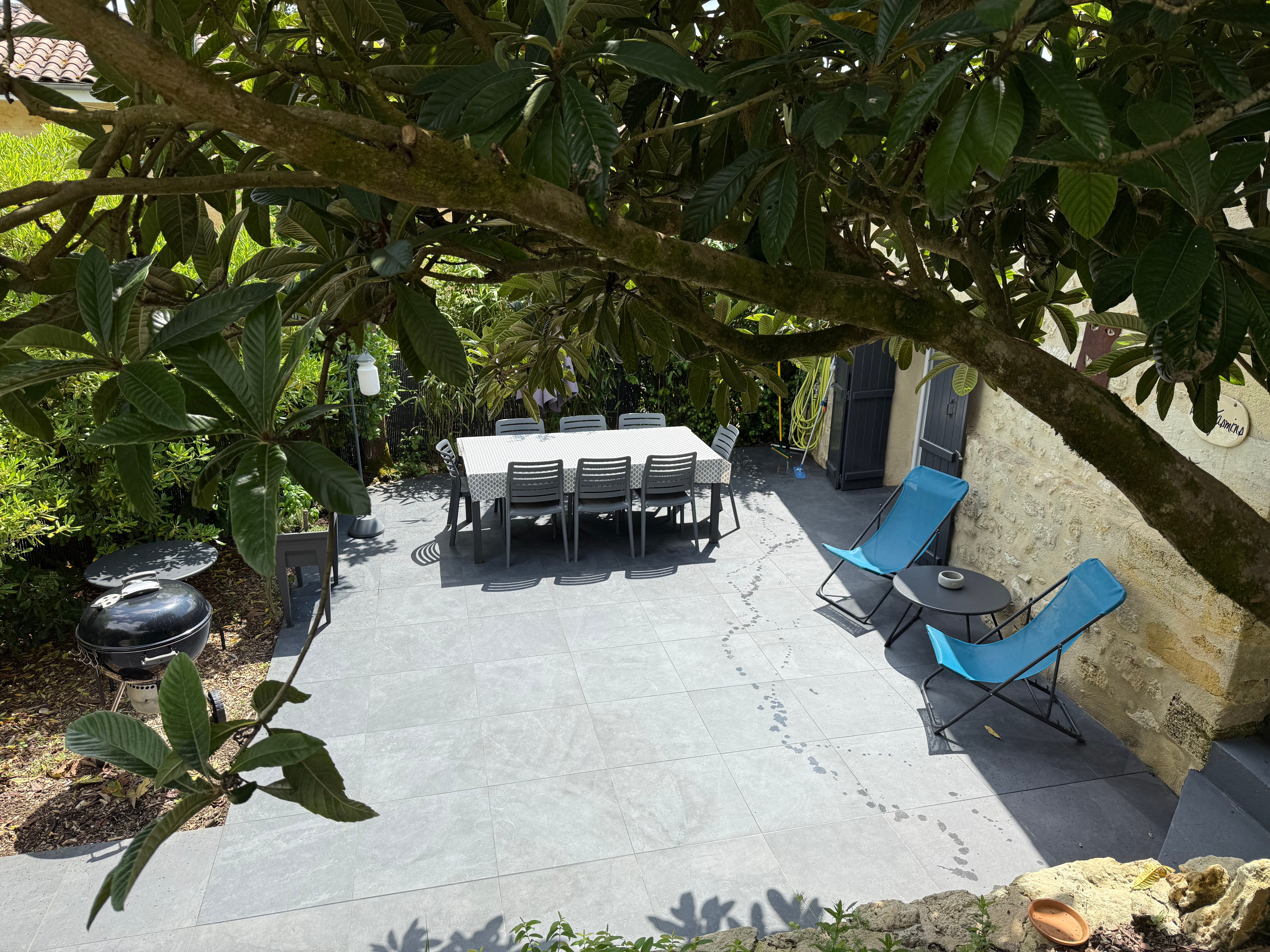 terrasse avec BBQ