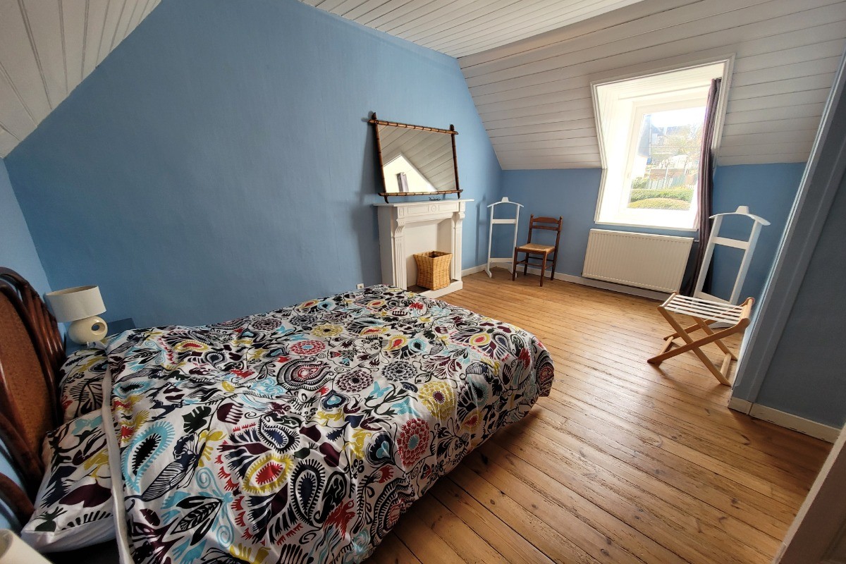 Location, 4/6 personnes à TREBEURDEN à 5 minutes PLAGE - 10 minutes PERROS-GUIREC - COTES D'ARMOR - BRETAGNE - chambre double suite