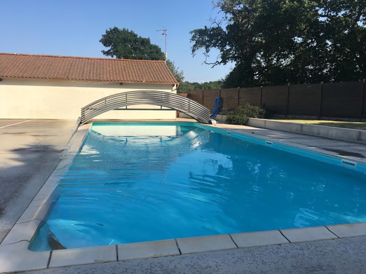 Public swimming pool - La Grange Léon