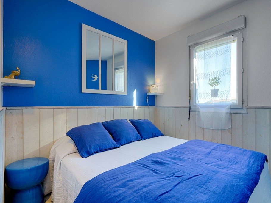 Chambre avec lit en 140