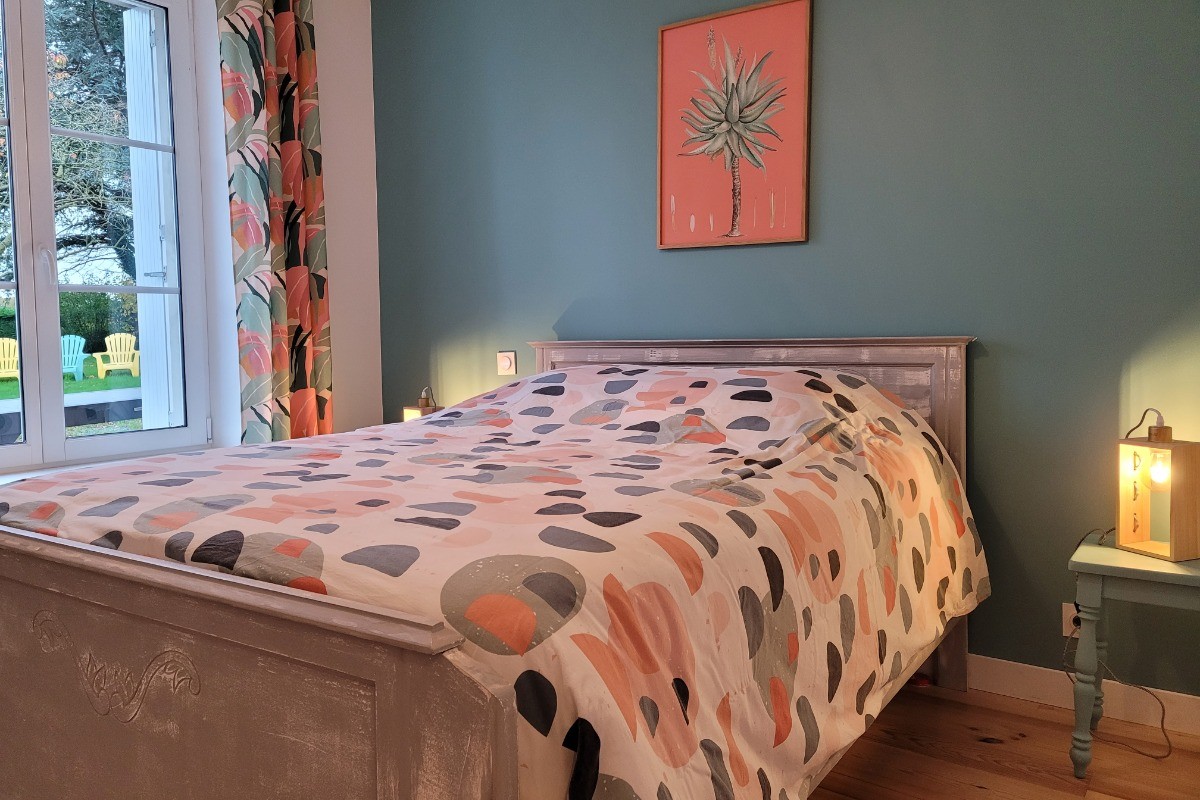 Le Saint, Location, Clévacances, Quemper-Guezennec, 2ème chambre au RDC lit 140, au RDC