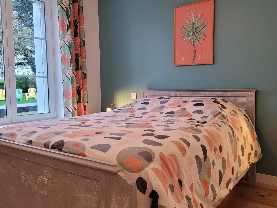 Le Saint, Location, Clévacances, Quemper-Guezennec, 2ème chambre au RDC lit 140, au RDC