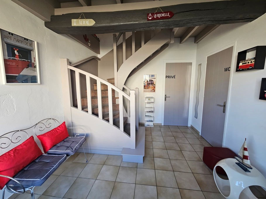 Bienvenue aux 3 Phares, le Hall d'accueil, la campagne à quelques minutes du centre ville, Charente maritime