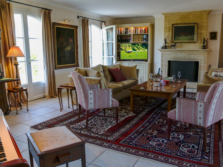 Living room with fireplace