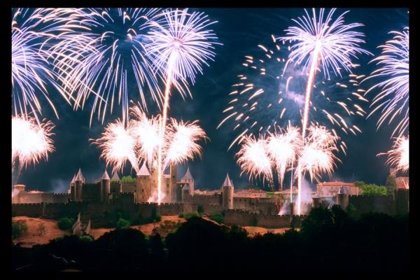 EMBRASEMENT DE LA CITE DE CARCASSONNE